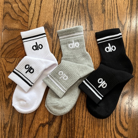 Alo Throwback socks 3 pairs brand new - Picture 2 of 2